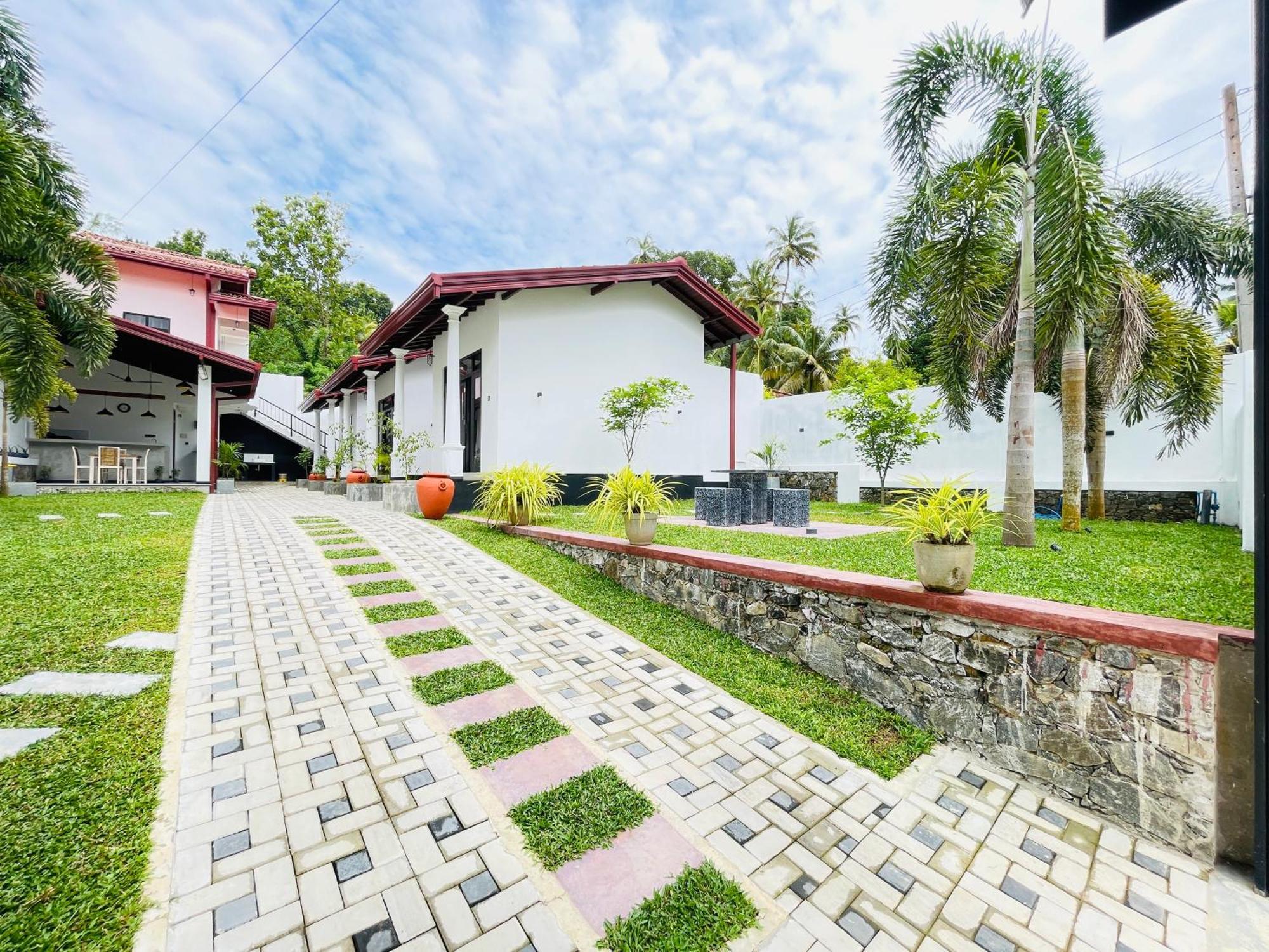 Thara Inn Villa Dikwella Exterior foto